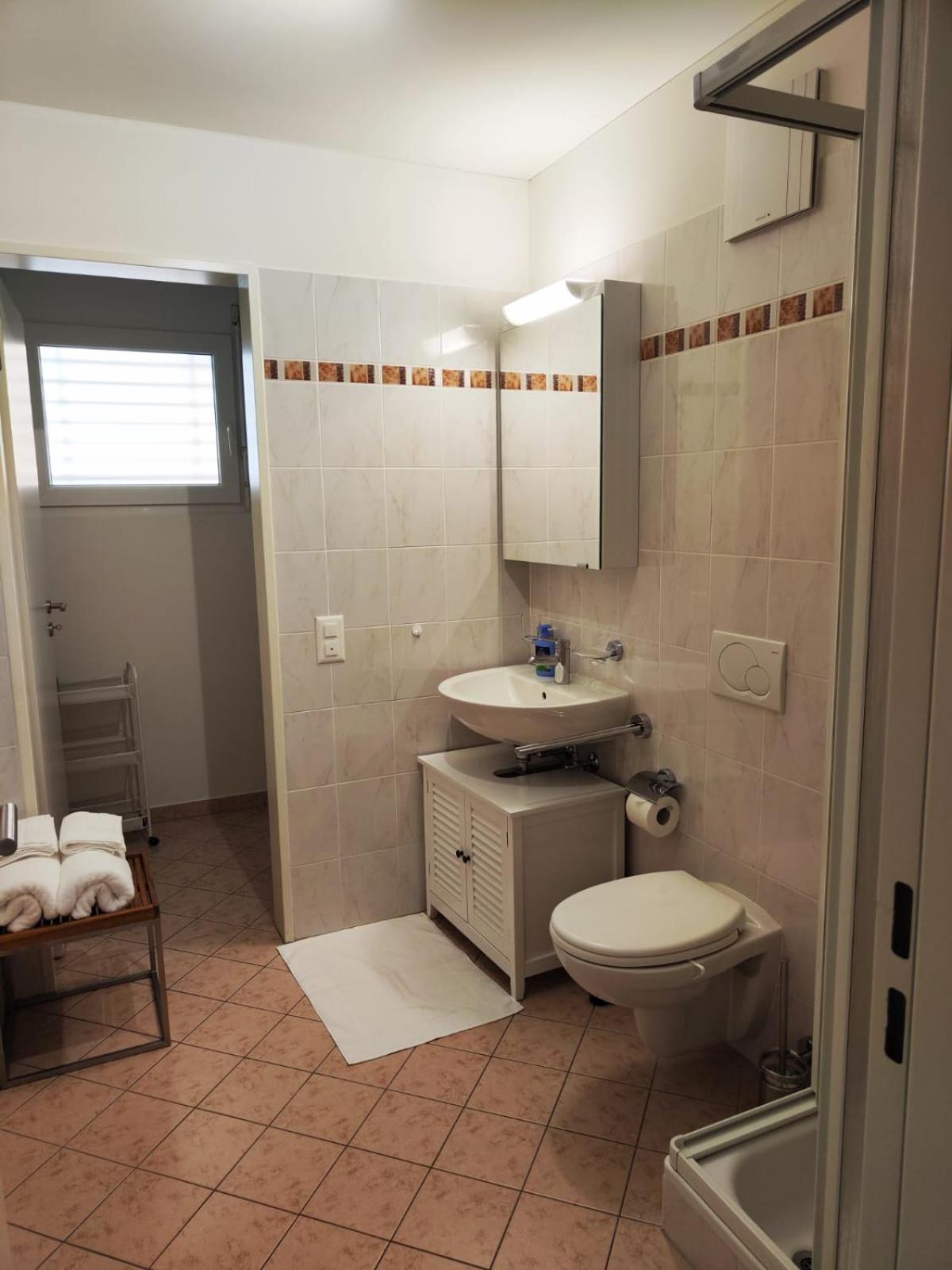 Апартаменты Casa Renoir - Schritte Zum Zee Локарно Экстерьер фото